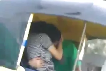 سافر فتاة نحيفة صغيرة سكس عربي خليجي نار حول قضيب الرجل الضخم