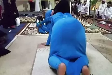 عندما انسكبت الحيوانات المنوية من سكس سكسي نار كس بني الشعر ، شعرت بالرضا.