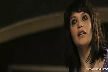أيقظ افلام سكسي نار صديقه وغرز قضيبها