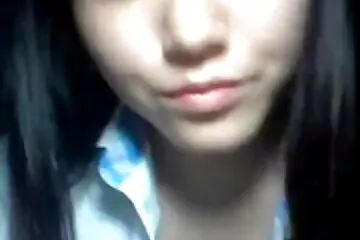 شقيقة الخطوة توسلت سكسي نااار لنقل سراويلها الداخلية من بوسها وأخيراً يمارس الجنس معها.